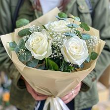 Букет цветов из:  Розы в Черниговке